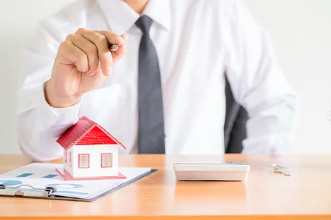 Giving Best Deal in Home Loans